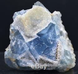 Fluorite & quartz 320 grammes Mont-Roc Mine, Tarn, France