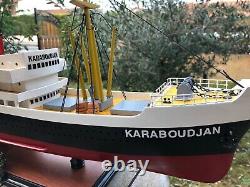 Maquette riva bateau Bois Le KARABOUDJAN de TINTIN Crabe aux pinces d or 65cm